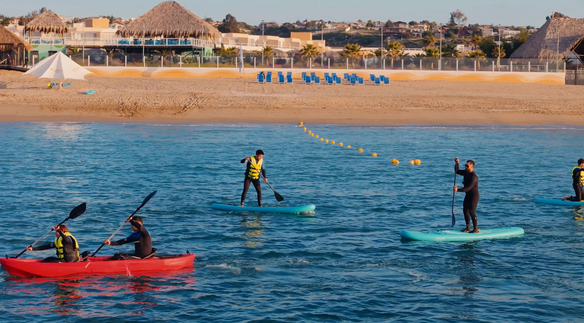 Stand Up Paddle y kayak en la Bahía de Guanaqueros