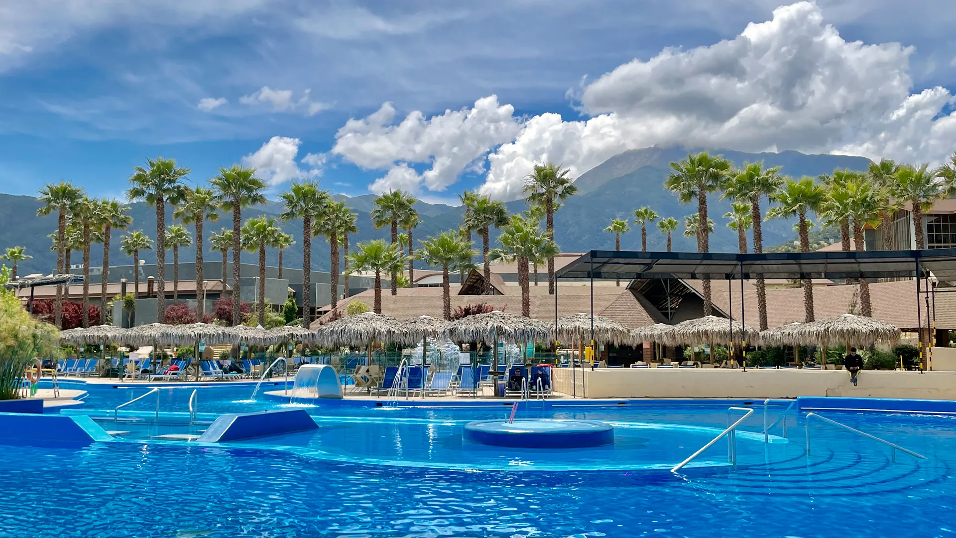 Piscinas exteriores